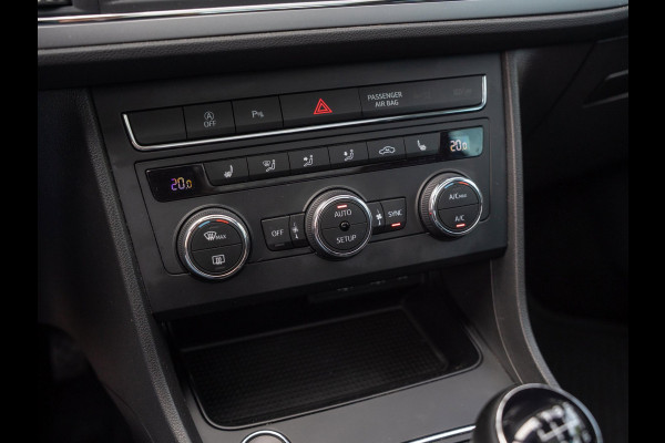 Seat Leon ST 1.0 TSI Style | Panorama | Keyless | Stoelverwarming | Camera | Carplay