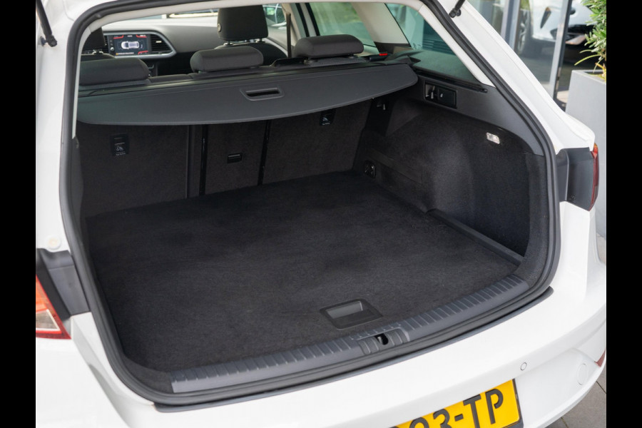 Seat Leon ST 1.0 TSI Style | Panorama | Keyless | Stoelverwarming | Camera | Carplay