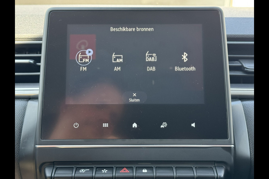 Renault Captur 1.3 TCe 140 Intens Automaat Navi Carplay Clima Camera PDC V+A