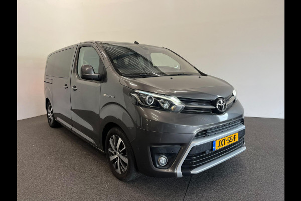 Toyota PROACE Electric Verso L2 Extra Range Luxury 75 kWh 8p Personen bus Panorama dak Lederen bekleding Voorstoelen Climate Control Apple Carplay Android Auto Parkeer sensoren Cruise Control Bumpers in kleur
