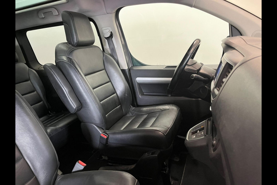 Toyota PROACE Electric Verso L2 Extra Range Luxury 75 kWh 8p Personen bus Panorama dak Lederen bekleding Voorstoelen Climate Control Apple Carplay Android Auto Parkeer sensoren Cruise Control Bumpers in kleur