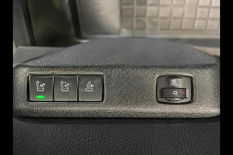 Toyota PROACE Electric Verso L2 Extra Range Luxury 75 kWh 8p Personen bus Panorama dak Lederen bekleding Voorstoelen Climate Control Apple Carplay Android Auto Parkeer sensoren Cruise Control Bumpers in kleur