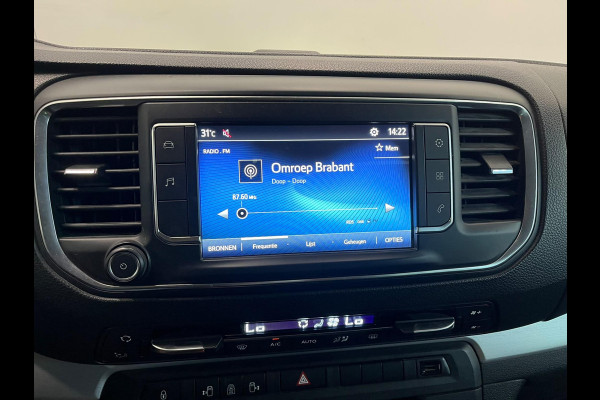Toyota PROACE Electric Verso L2 Extra Range Luxury 75 kWh 8p Personen bus Panorama dak Lederen bekleding Voorstoelen Climate Control Apple Carplay Android Auto Parkeer sensoren Cruise Control Bumpers in kleur