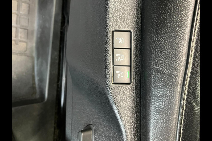 Toyota PROACE Electric Verso L2 Extra Range Luxury 75 kWh 8p Personen bus Panorama dak Lederen bekleding Voorstoelen Climate Control Apple Carplay Android Auto Parkeer sensoren Cruise Control Bumpers in kleur