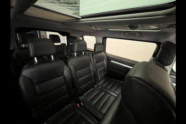 Toyota PROACE Electric Verso L2 Extra Range Luxury 75 kWh 8p Personen bus Panorama dak Lederen bekleding Voorstoelen Climate Control Apple Carplay Android Auto Parkeer sensoren Cruise Control Bumpers in kleur