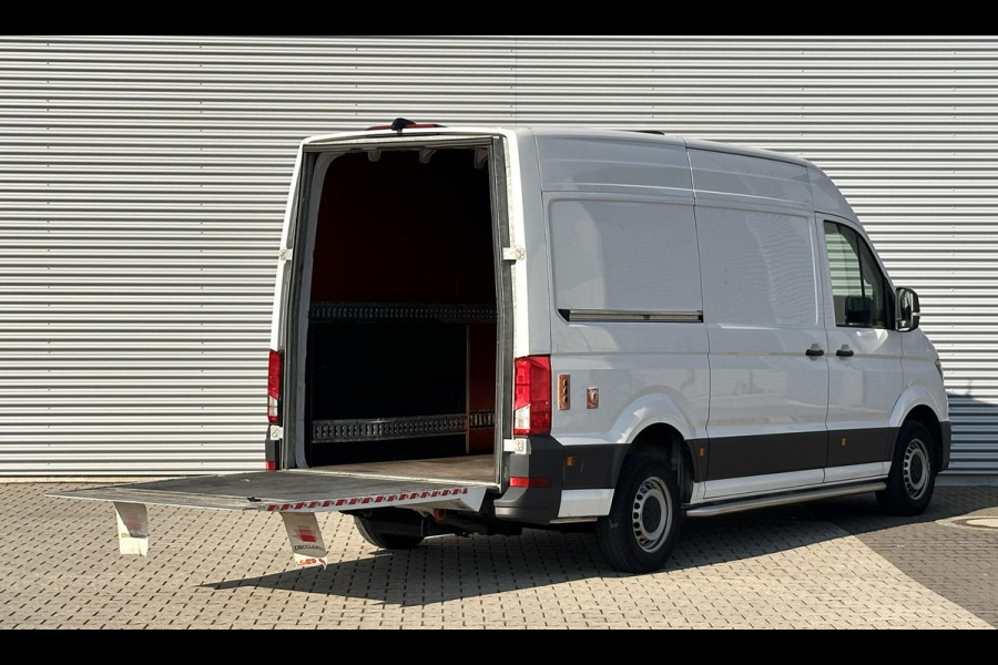 Volkswagen Crafter 35 2.0 TDI L2H2 Bus met laadklep Dhollandia