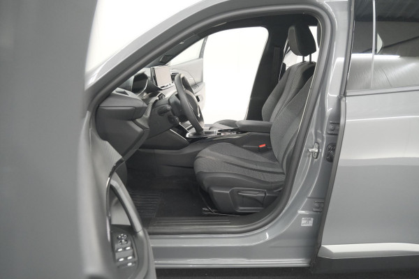 Peugeot 2008 PureTech 100 Allure | Allseason Banden | 360 Camera | Adaptieve Cruise Control | Dodehoekdetetie | Navigatie