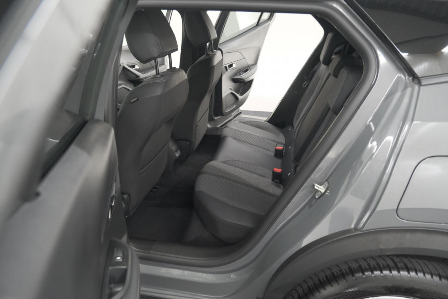 Peugeot 2008 PureTech 100 Allure | Allseason Banden | 360 Camera | Adaptieve Cruise Control | Dodehoekdetetie | Navigatie