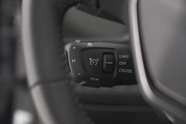 Peugeot 2008 PureTech 100 Allure | Allseason Banden | 360 Camera | Adaptieve Cruise Control | Dodehoekdetetie | Navigatie