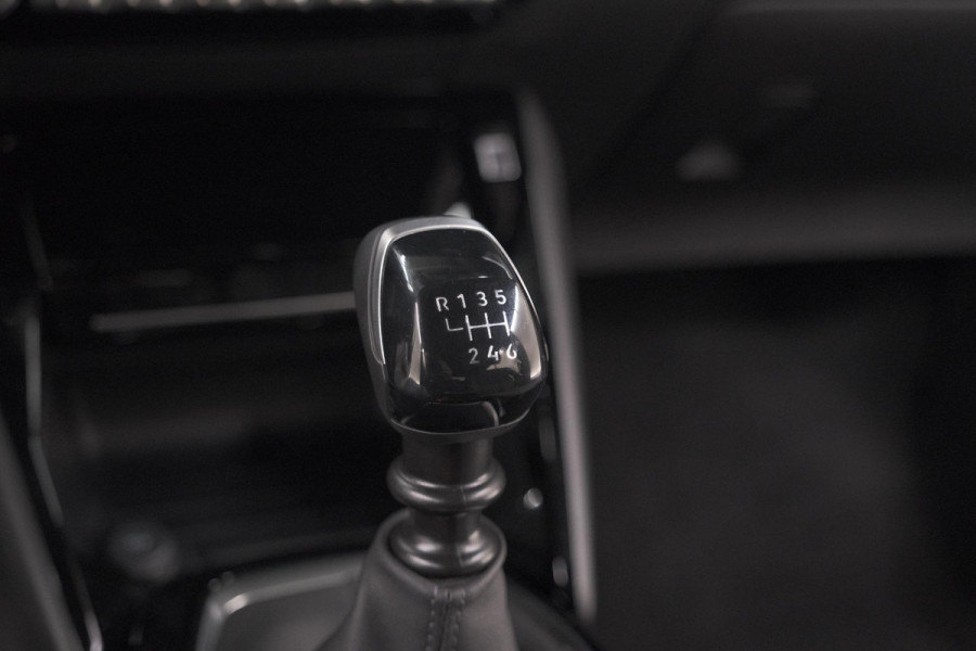 Peugeot 2008 PureTech 100 Allure | Allseason Banden | 360 Camera | Adaptieve Cruise Control | Dodehoekdetetie | Navigatie