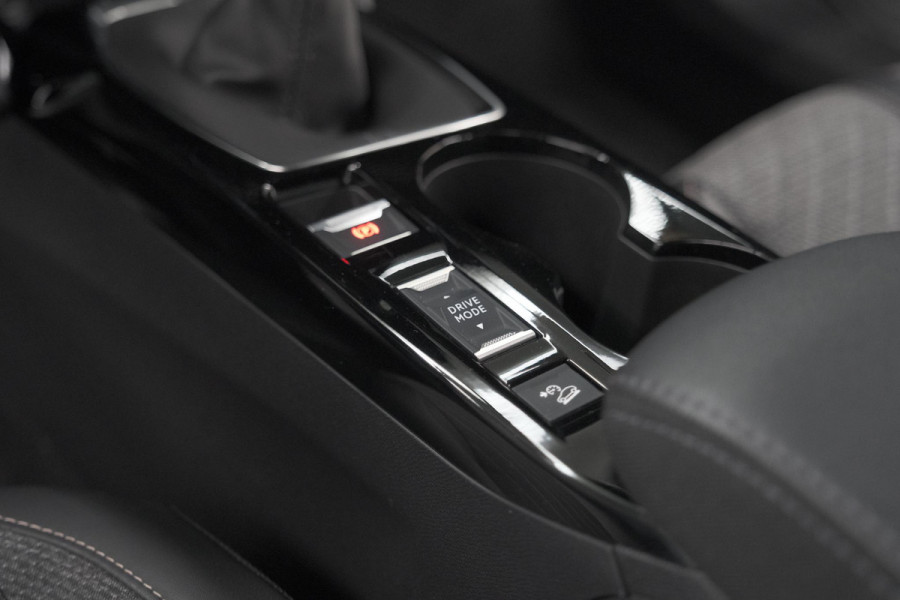 Peugeot 2008 PureTech 100 Allure | Allseason Banden | 360 Camera | Adaptieve Cruise Control | Dodehoekdetetie | Navigatie