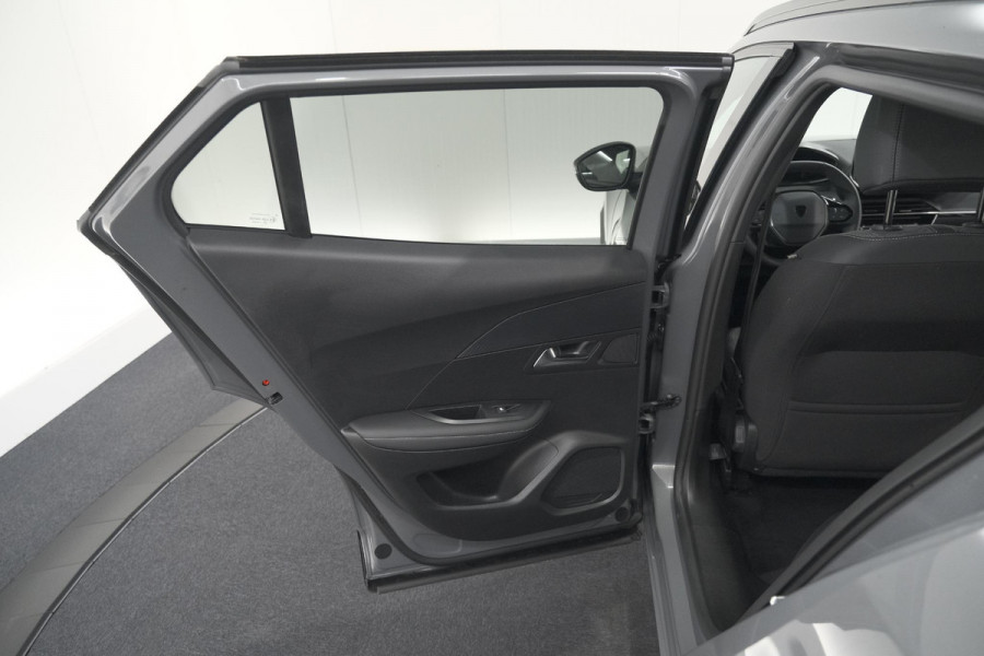 Peugeot 2008 PureTech 100 Allure | Allseason Banden | 360 Camera | Adaptieve Cruise Control | Dodehoekdetetie | Navigatie