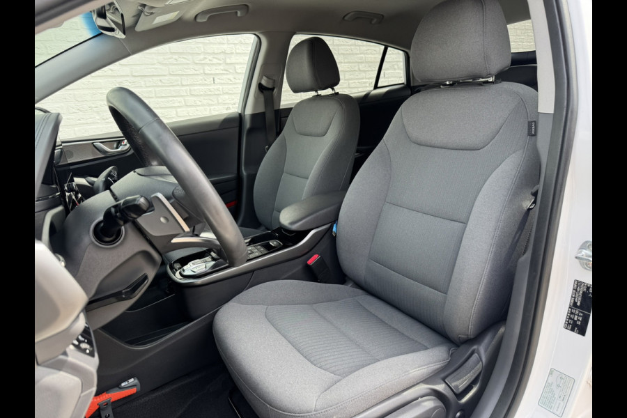Hyundai IONIQ Comfort EV 38 kWh +300km rijbereik Camera Navi Stoelverwarming Carplay Cruise