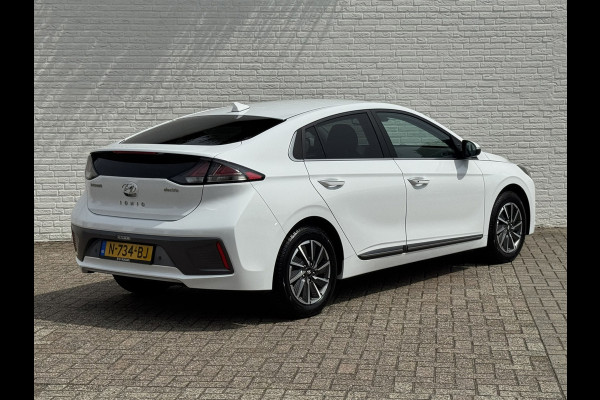 Hyundai IONIQ Comfort EV 38 kWh +300km rijbereik Camera Navi Stoelverwarming Carplay Cruise