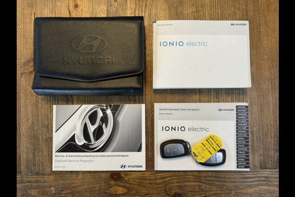 Hyundai IONIQ Comfort EV 38 kWh +300km rijbereik Camera Navi Stoelverwarming Carplay Cruise