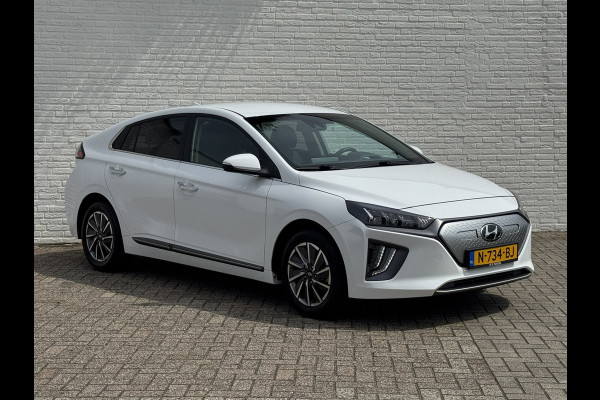 Hyundai IONIQ Comfort EV 38 kWh +300km rijbereik Camera Navi Stoelverwarming Carplay Cruise