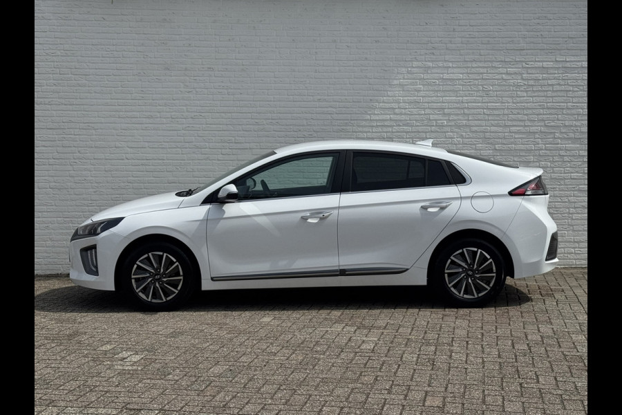Hyundai IONIQ Comfort EV 38 kWh +300km rijbereik Camera Navi Stoelverwarming Carplay Cruise