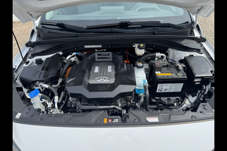 Hyundai IONIQ Comfort EV 38 kWh +300km rijbereik Camera Navi Stoelverwarming Carplay Cruise