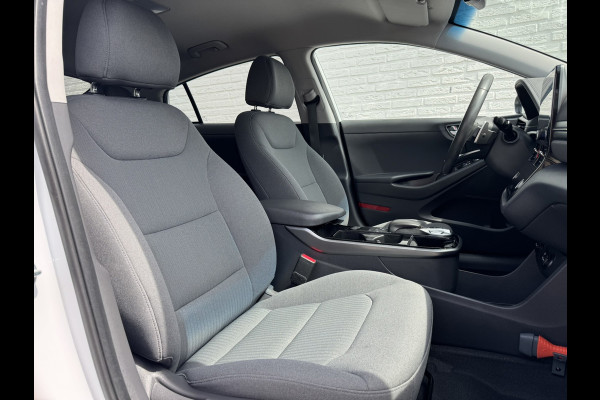 Hyundai IONIQ Comfort EV 38 kWh +300km rijbereik Camera Navi Stoelverwarming Carplay Cruise