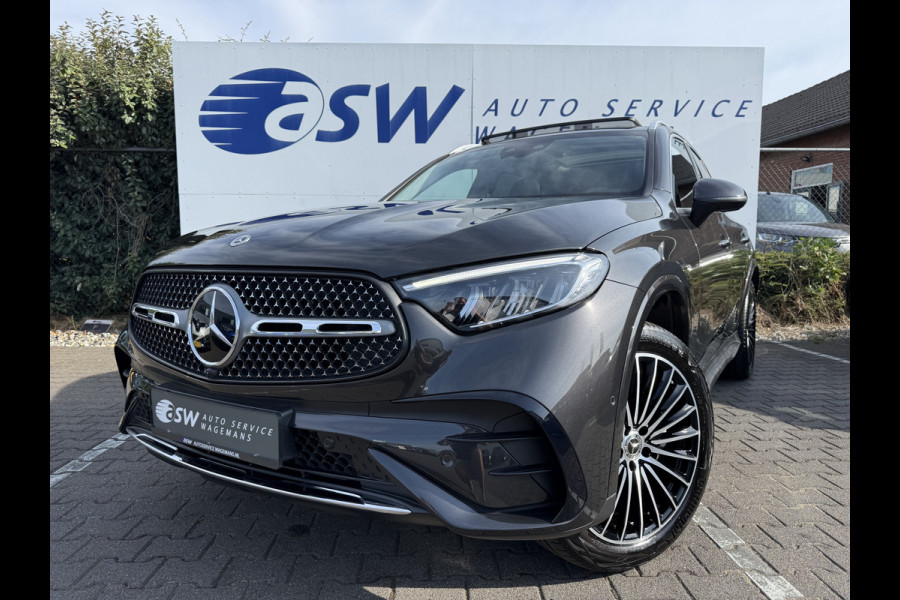 Mercedes-Benz GLC 300e 4MATIC AMG Line | Pano | Trekhaak | Distronic | Camera | 20 inch