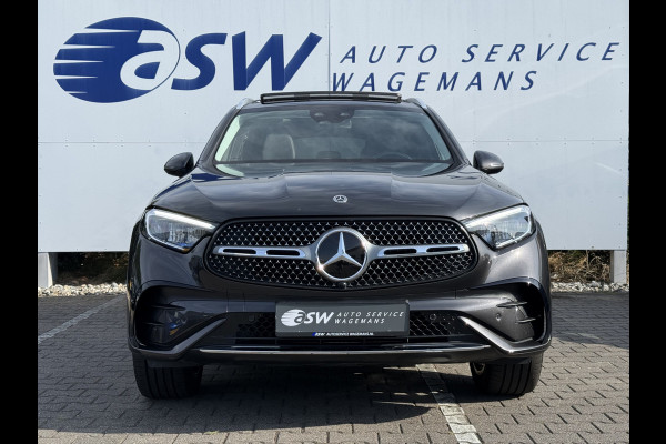 Mercedes-Benz GLC 300e 4MATIC AMG Line | Pano | Trekhaak | Distronic | Camera | 20 inch