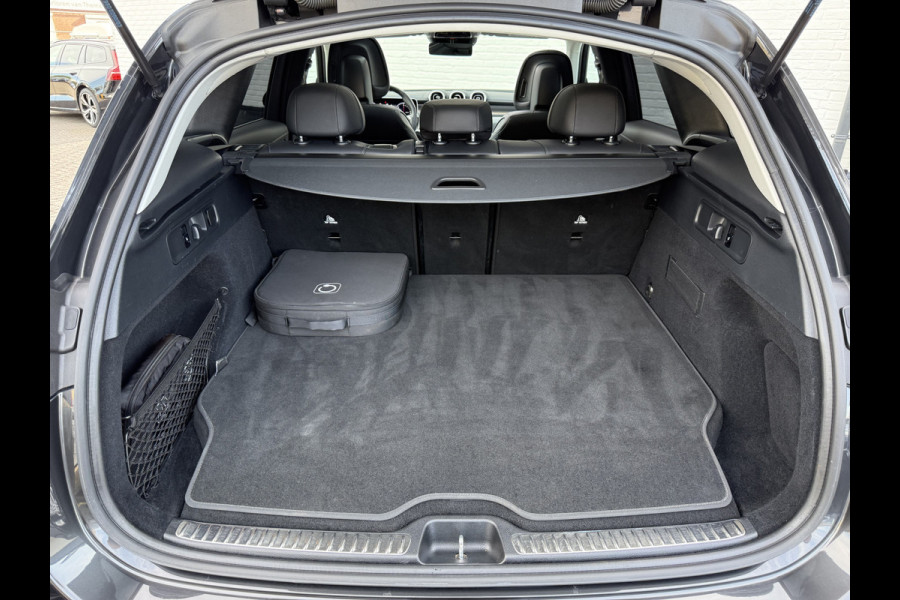 Mercedes-Benz GLC 300e 4MATIC AMG Line | Pano | Trekhaak | Distronic | Camera | 20 inch