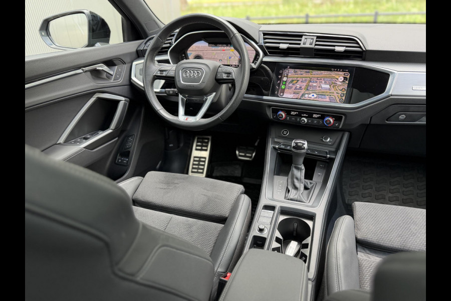 Audi Q3 Sportback 45 TFSI e S-Line |Pano|Memory|Sfeer|ACC|20"|Trekhaak|Daytona-Zwartoptiek
