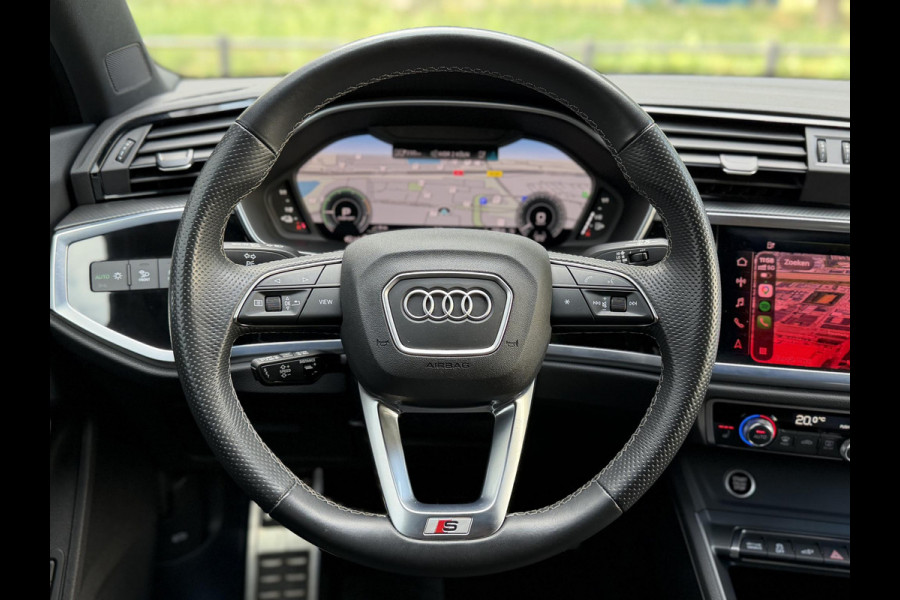 Audi Q3 Sportback 45 TFSI e S-Line |Pano|Memory|Sfeer|ACC|20"|Trekhaak|Daytona-Zwartoptiek