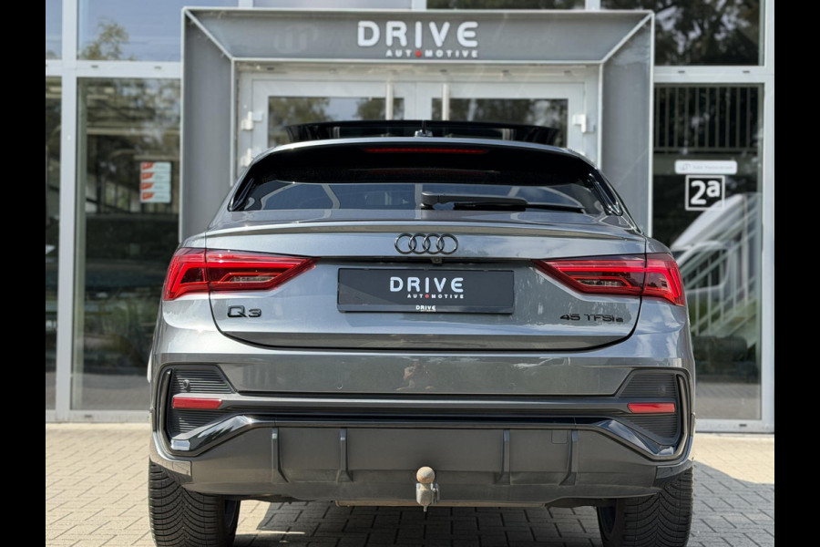 Audi Q3 Sportback 45 TFSI e S-Line |Pano|Memory|Sfeer|ACC|20"|Trekhaak|Daytona-Zwartoptiek