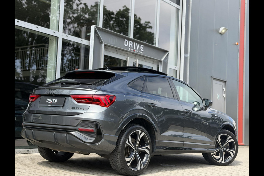 Audi Q3 Sportback 45 TFSI e S-Line |Pano|Memory|Sfeer|ACC|20"|Trekhaak|Daytona-Zwartoptiek