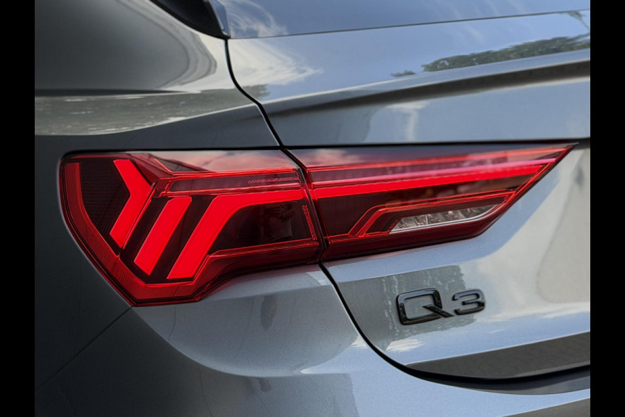 Audi Q3 Sportback 45 TFSI e S-Line |Pano|Memory|Sfeer|ACC|20"|Trekhaak|Daytona-Zwartoptiek
