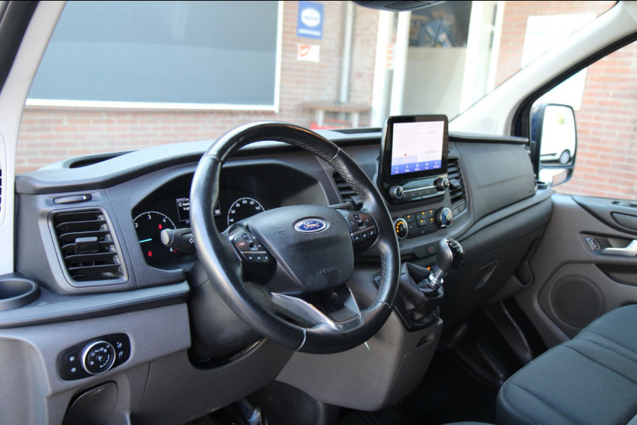 Ford Transit Custom 320 2.0 TDCI 130PK L2H1 Trend / Trekhaak / Imperiaal / Navi / 3 zits