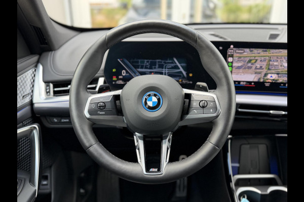 BMW X1 xDrive25e M-Sport |Pano|H/K|Leer|Innovation|360Cam|HUD|19"