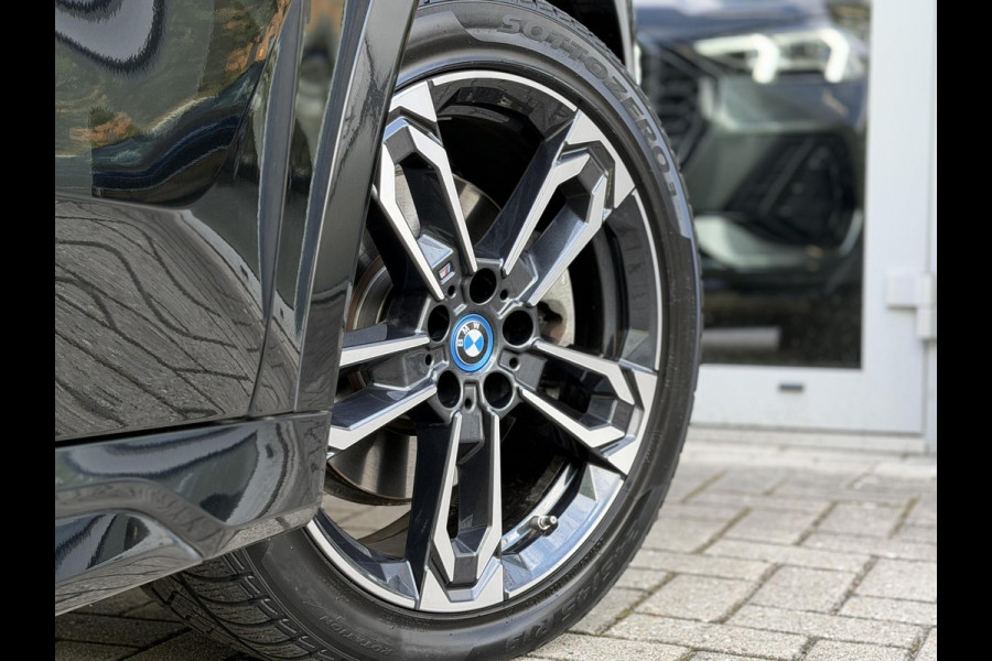 BMW X1 xDrive25e M-Sport |Pano|H/K|Leer|Innovation|360Cam|HUD|19"