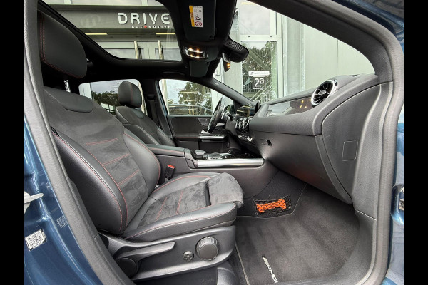 Mercedes-Benz B-Klasse 200 Bus. Solution AMG Night|Pano|Carplay|Sfeer|Cam|Trekhaak