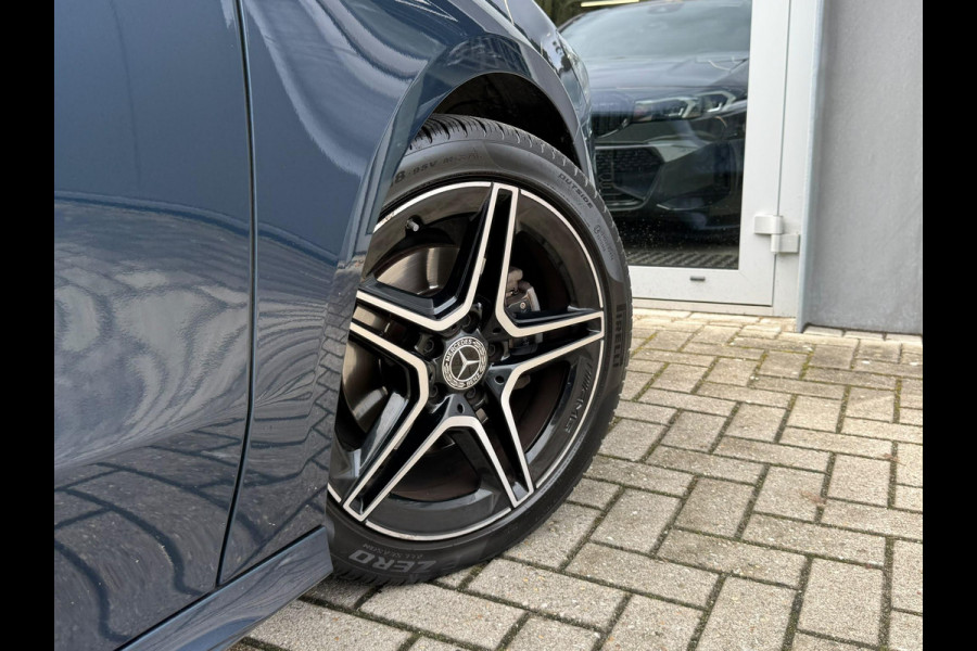 Mercedes-Benz B-Klasse 200 Bus. Solution AMG Night|Pano|Carplay|Sfeer|Cam|Trekhaak