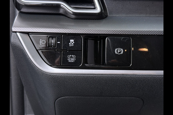 Kia Sportage 1.6 T-GDi Hybrid Dark Edition - Navigatie - Stoel-/stuurverwarming - Cruise Control - Climate Control - Fabrieksgarantie tot 08-2031