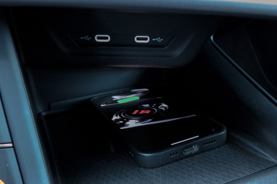 CUPRA Terramar 1.5 TSI e-Hybrid VZ Performance | Panoramadak | ACC | Matrix LED | 360° | Stoel & Stuurverwarming