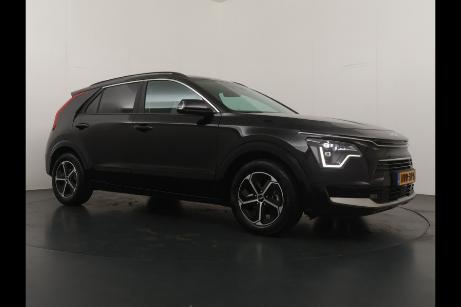 Kia Niro 1.6 GDi Hybrid DynamicPlusLine - Stoel / Stuurwielverwarming - Elektrische achterklep - Navigatie - ACC - Led verlichting - Fabrieksgarantie tot 07-2032