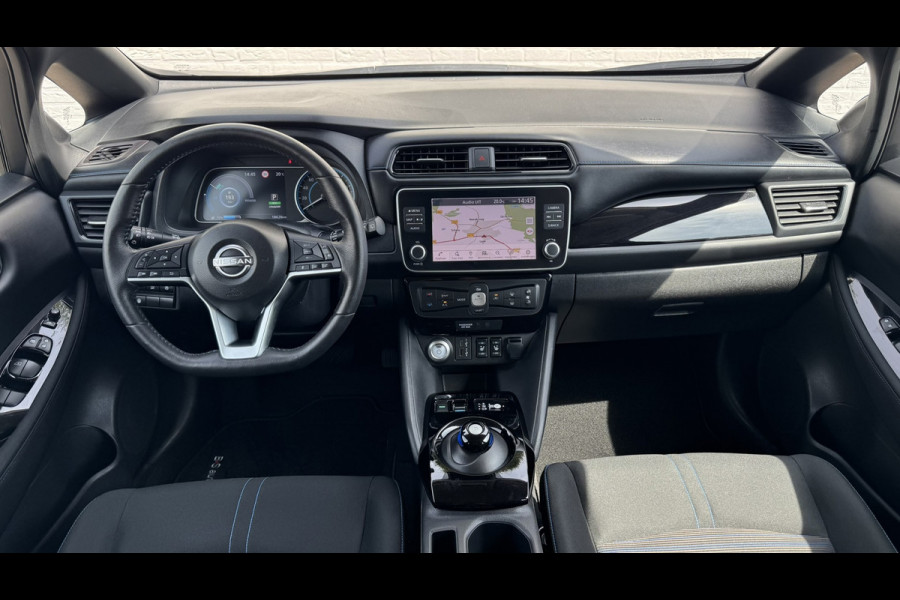 Nissan Leaf N-Connecta 39 kWh SOH 98 360 Camera Clima Cruise Stuurverw. + Stoelverwarming V+A Carplay