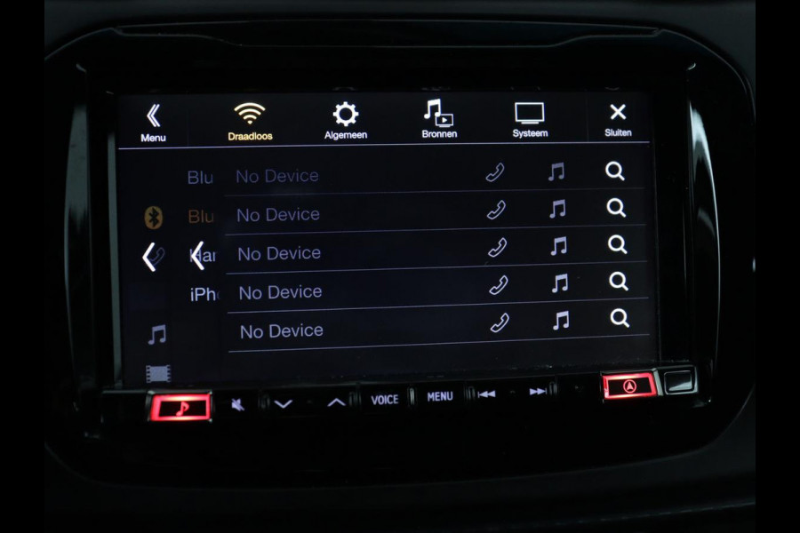 Alfa Romeo Giulietta 1.4 Turbo Sport | Gele accenten | Carplay | Park assist | Climate control | Cruise control | Carbon interieur | Full LED