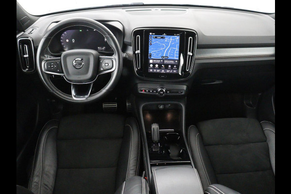 Volvo XC40 Recharge P8 AWD R-Design | SOH 97.1% | Trekhaak | Panoramadak | Leder/alcantara | Stuur/stoel verwarming | Park assit | Carplay |