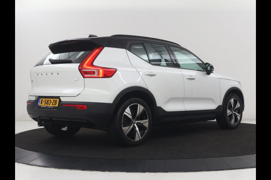 Volvo XC40 Recharge P8 AWD R-Design | SOH 97.1% | Trekhaak | Panoramadak | Leder/alcantara | Stuur/stoel verwarming | Park assit | Carplay |