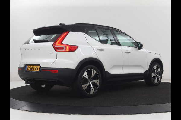 Volvo XC40 Recharge P8 AWD R-Design | SOH 97.1% | Trekhaak | Panoramadak | Leder/alcantara | Stuur/stoel verwarming | Park assit | Carplay |