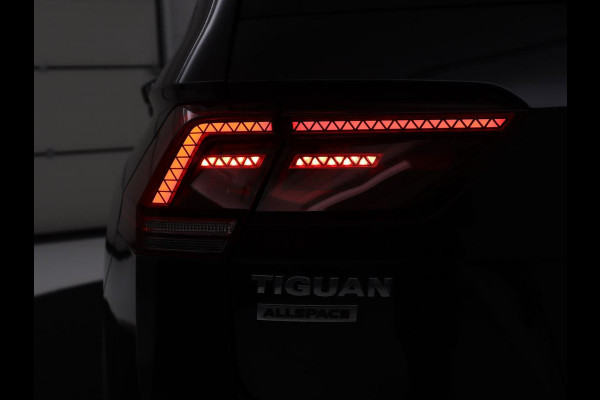 Volkswagen Tiguan Allspace 1.5 TSI Comfortline Business R-Line 7p. | Adaptive cruise | Virtual Dashboard | Carplay | Sfeerverlichting | Full LED | Climate control | Camera | Park assist | Navigatie |