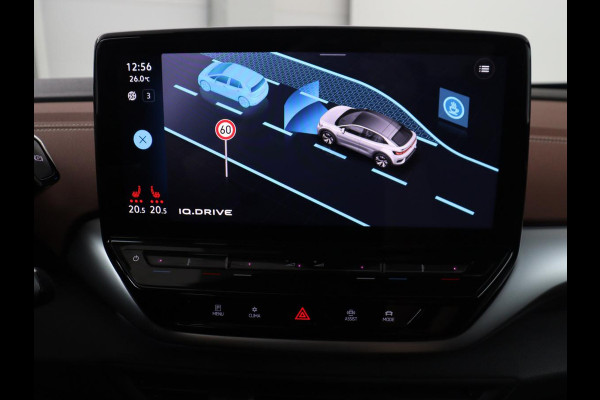 Volkswagen ID.5 Pro 77 kWh | SOH 93,5% | Memory | Leder/alcantara | Stuur/stoel verwarming | Climate control | Adaptive cruise | Sfeerverlichting | Camera | Park assist | Trekhaak |
