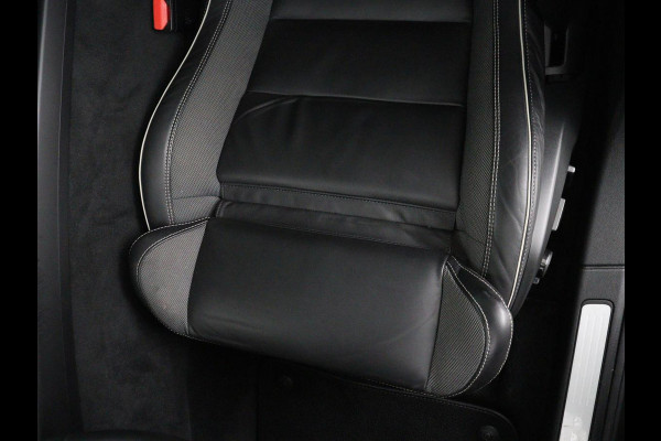 Volvo V60 2.0 B3 R-Design | Panoramadak | Trekhaak | Leder | Memory | Stuur/stoel verwarming | Harman/Kardon | Camera | Adaptive cruise | Carplay |