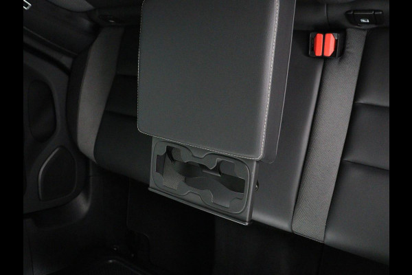 Volvo V60 2.0 B3 R-Design | Panoramadak | Trekhaak | Leder | Memory | Stuur/stoel verwarming | Harman/Kardon | Camera | Adaptive cruise | Carplay |