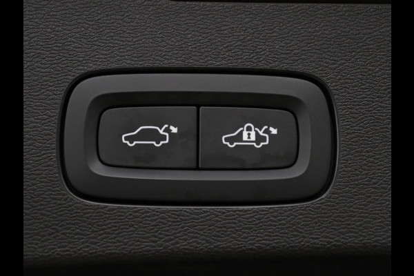 Volvo V60 2.0 B3 R-Design | Panoramadak | Trekhaak | Leder | Memory | Stuur/stoel verwarming | Harman/Kardon | Camera | Adaptive cruise | Carplay |