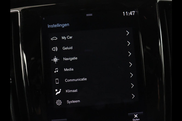 Volvo V60 2.0 B3 R-Design | Panoramadak | Trekhaak | Leder | Memory | Stuur/stoel verwarming | Harman/Kardon | Camera | Adaptive cruise | Carplay |